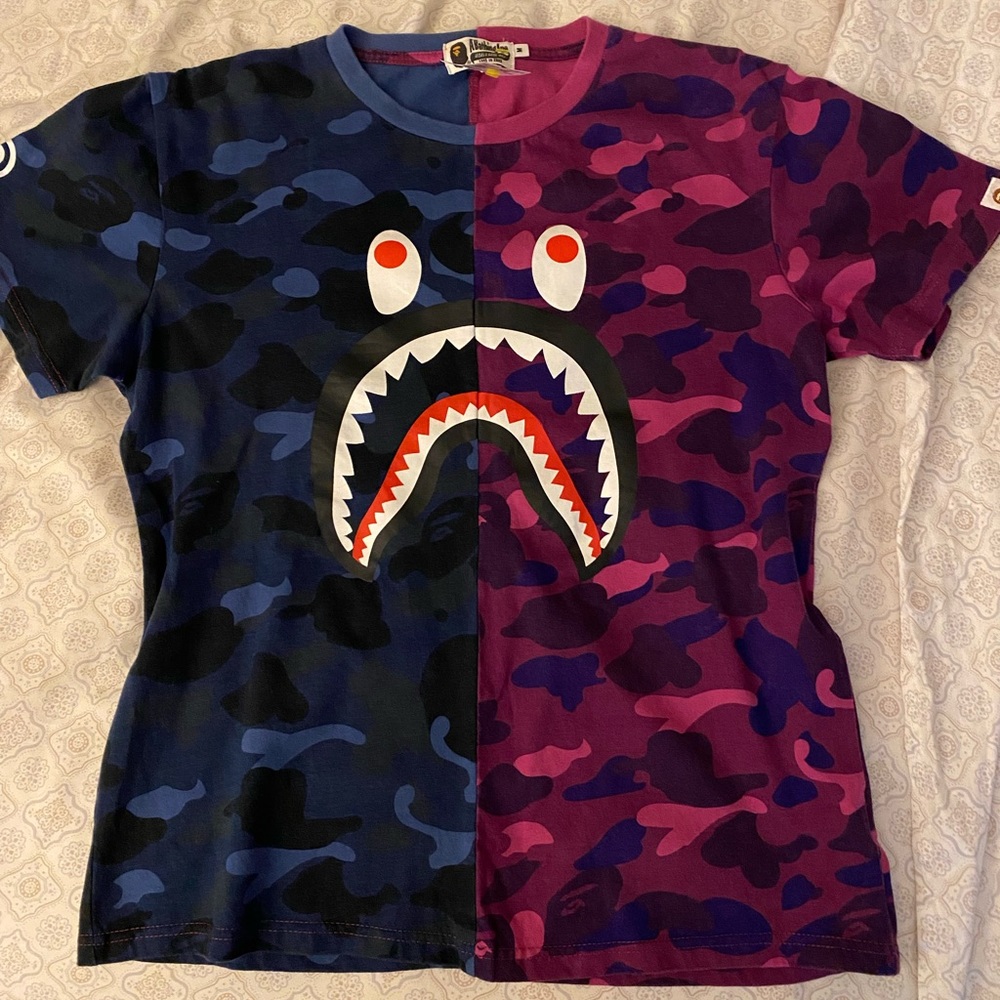 Selling babe camo shark tee blue and purple, barely used original shirt size M